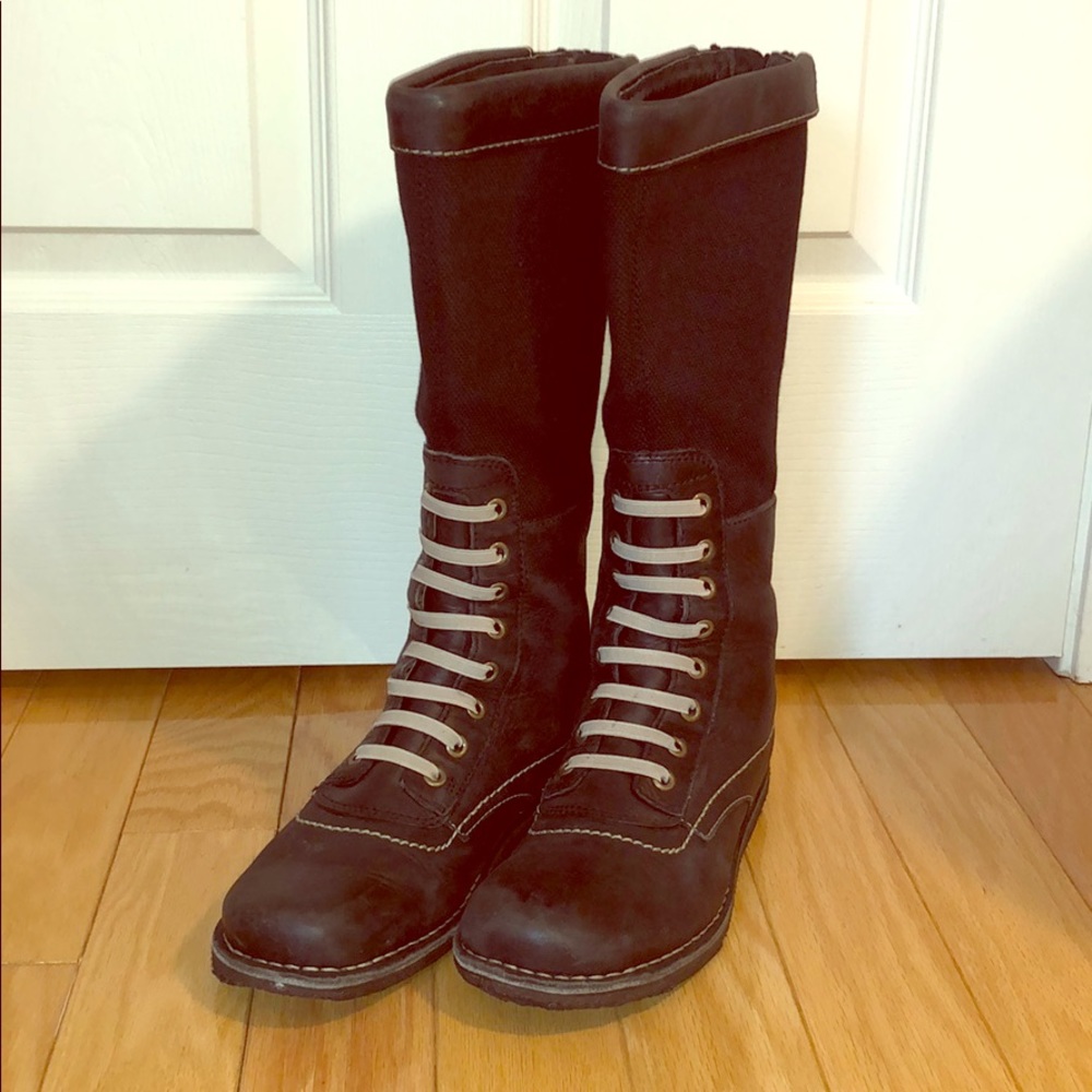 Super Cute Tall flat black boots